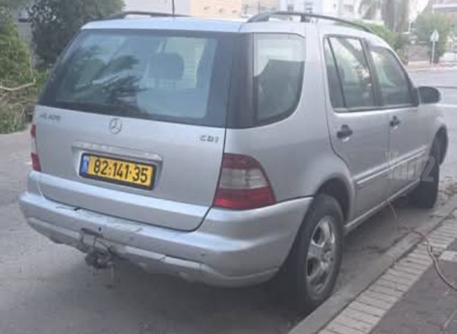 מודעת רכב מרצדס-בנץ ML