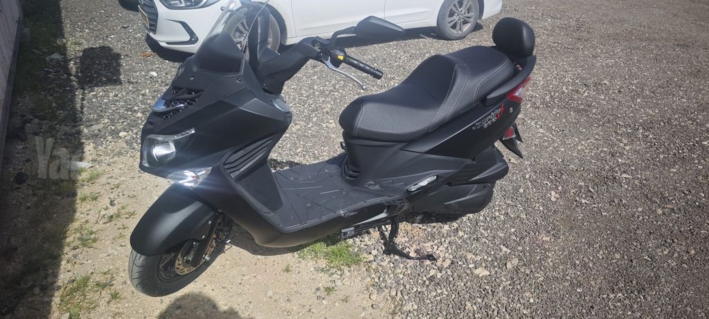 מודעת רכב סאן יאנג ג'וי רייד 200
