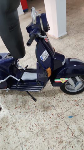 מודעת רכב פיאג'ו וספה PX200E