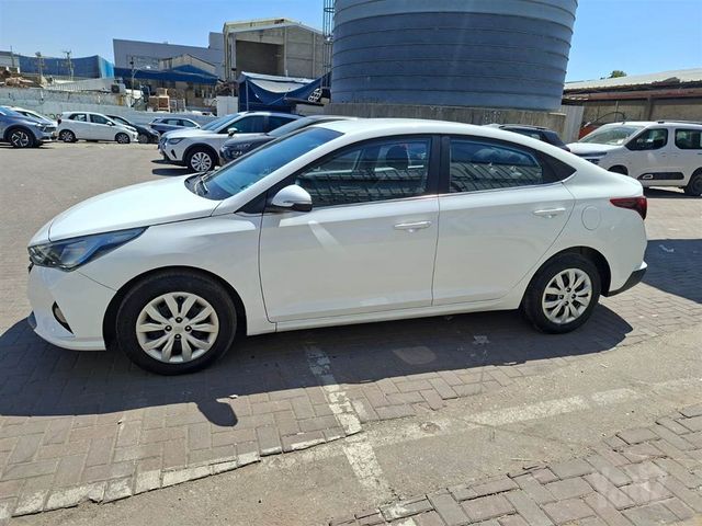 מודעת רכב יונדאי אקסנט i25 2