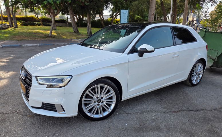 מודעת רכב אאודי A3