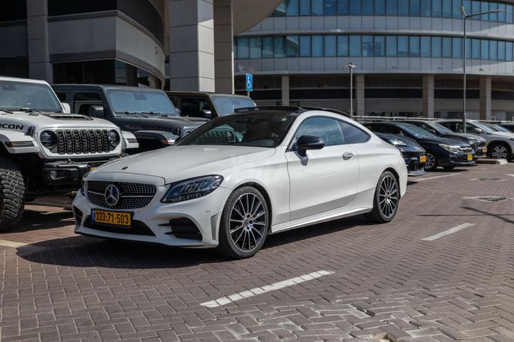 מודעת רכב מרצדס-בנץ C-class