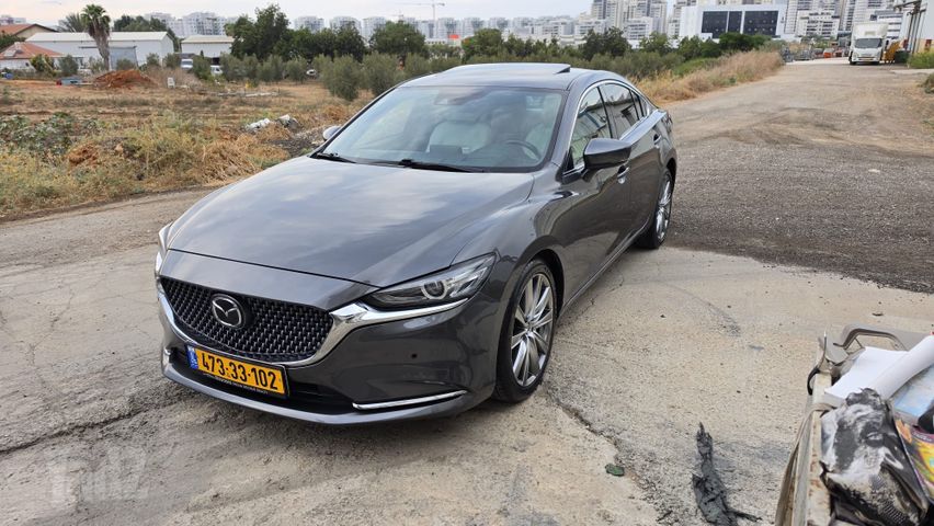 מודעת רכב מאזדה 6