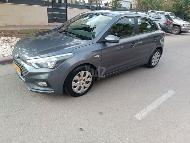 מודעת רכב יונדאי i20