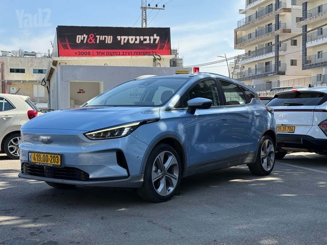 מודעת רכב ג׳ילי Geometry C