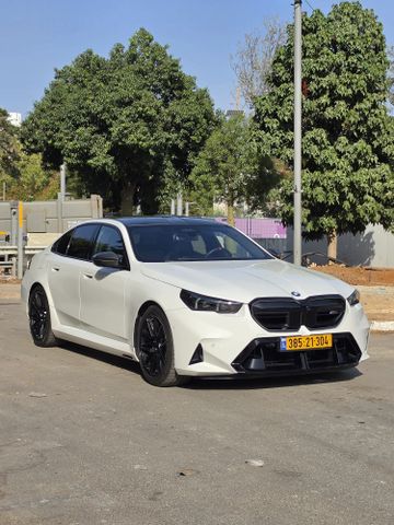 מודעת רכב ב מ וו M5