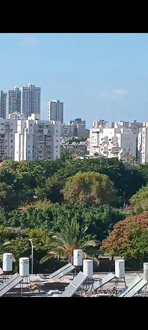 נתן אלבז 6