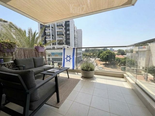 דירה, סביוני נצר סירני, נס ציונה