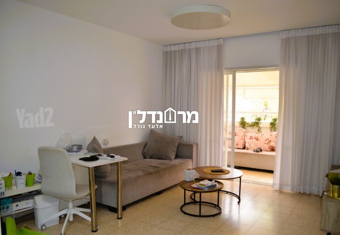 קרית שרת
