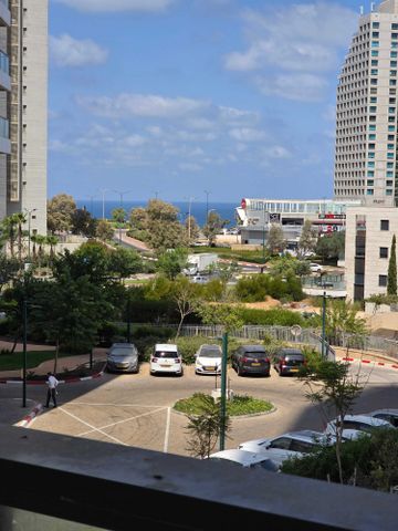 אמנון ליפקין שחק 3
