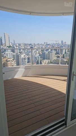 ארלוזורוב 82