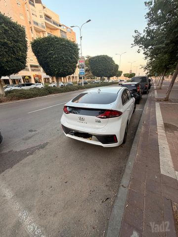 מודעת רכב יונדאי איוניק