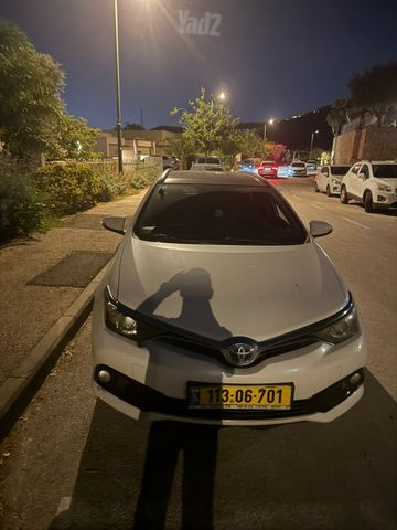 מודעת רכב טויוטה אוריס