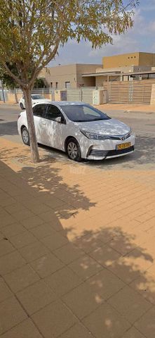 מודעת רכב טויוטה קורולה