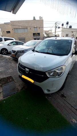 מודעת רכב דאצ'יה לודג'י