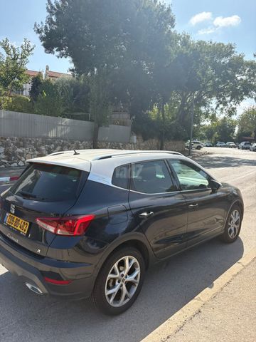 מודעת רכב סיאט ארונה