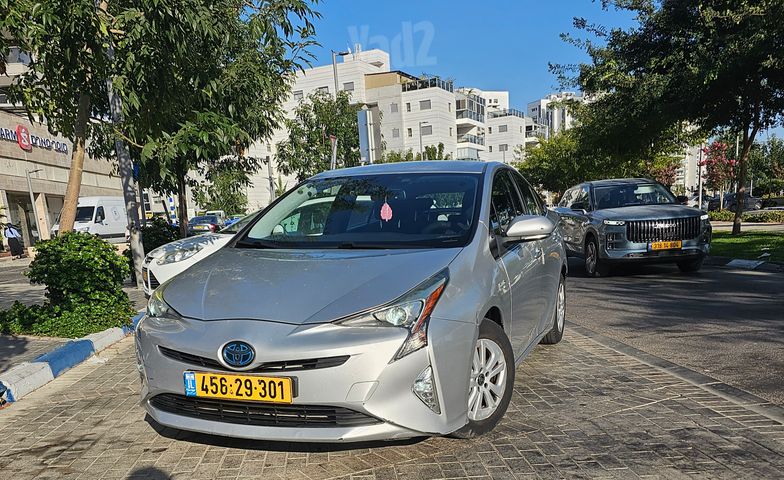 מודעת רכב טויוטה פריוס