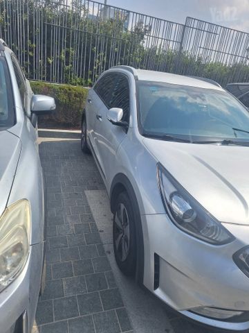 מודעת רכב קיה נירו