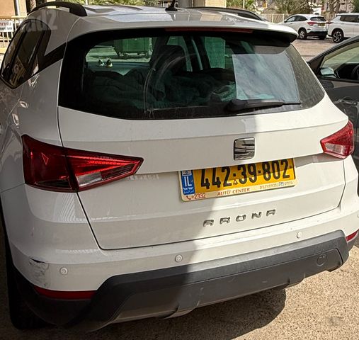 מודעת רכב סיאט ארונה