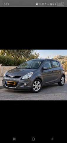 מודעת רכב יונדאי i20