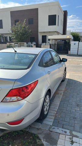 מודעת רכב יונדאי אקסנט i25