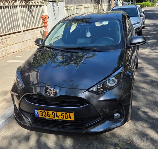 מודעת רכב טויוטה יאריס