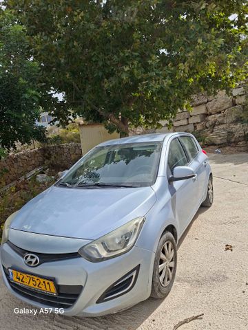 מודעת רכב יונדאי i20