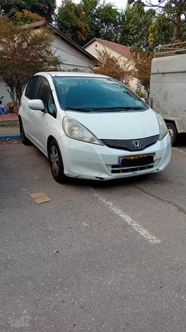מודעת רכב הונדה ג'אז