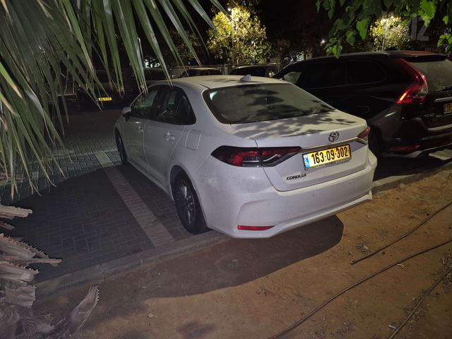 מודעת רכב טויוטה קורולה