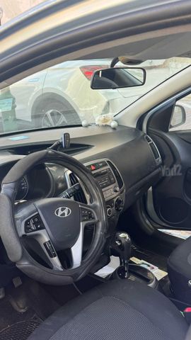 מודעת רכב יונדאי i20