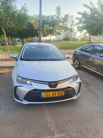 מודעת רכב טויוטה קורולה