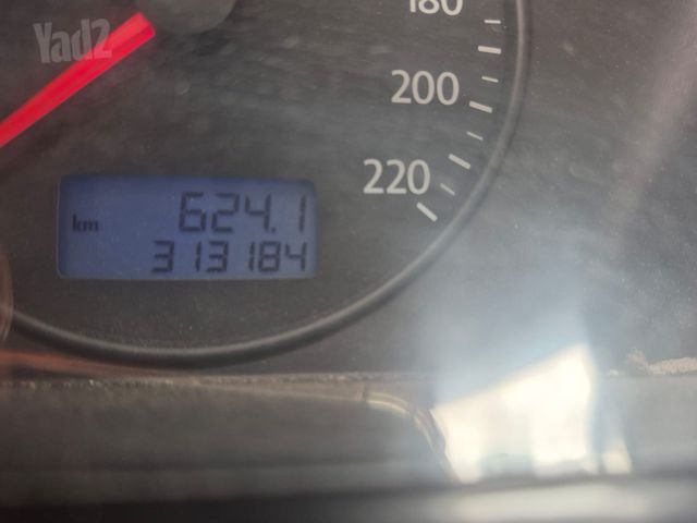 טרנספורטר 4X2 אוט׳ וואן גדול 2 מק 3 דל 2.5 (130 כ״ס)