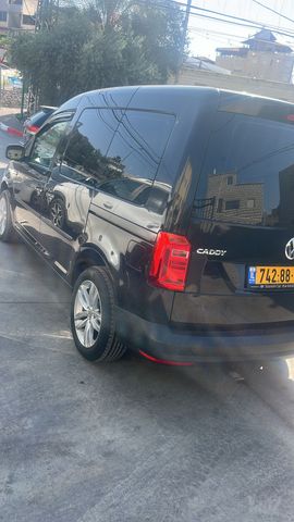 קאדי Trendline אוט׳ דיזל קומבי 5 מק 2.0 (102 כ״ס)