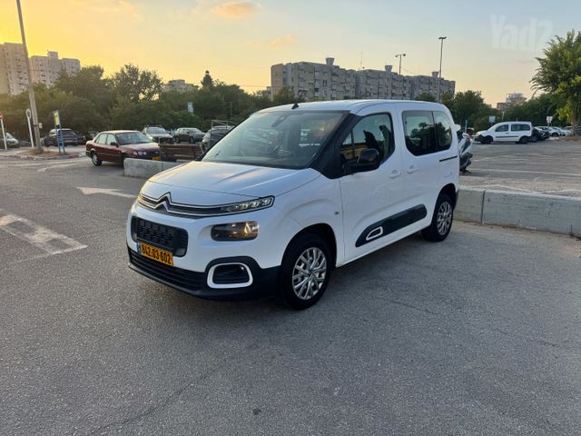 מודעת רכב סיטרואן ברלינגו