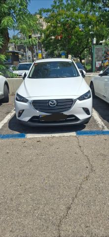 מודעת רכב מאזדה CX-3