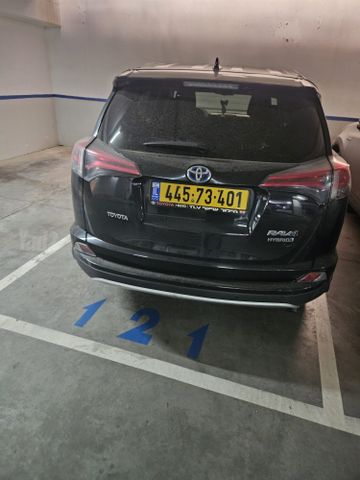 מודעת רכב טויוטה RAV4