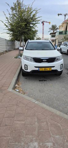 מודעת רכב קיה סורנטו