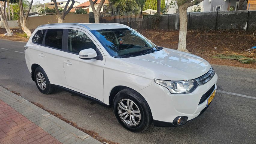 מודעת רכב מיצובישי אאוטלנדר