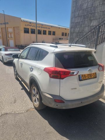 מודעת רכב טויוטה RAV4