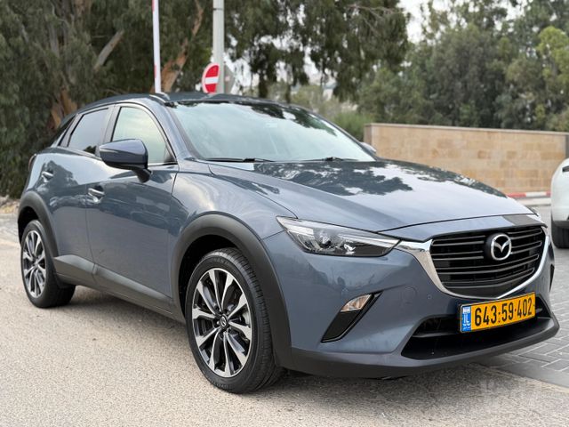 מודעת רכב מאזדה CX-3