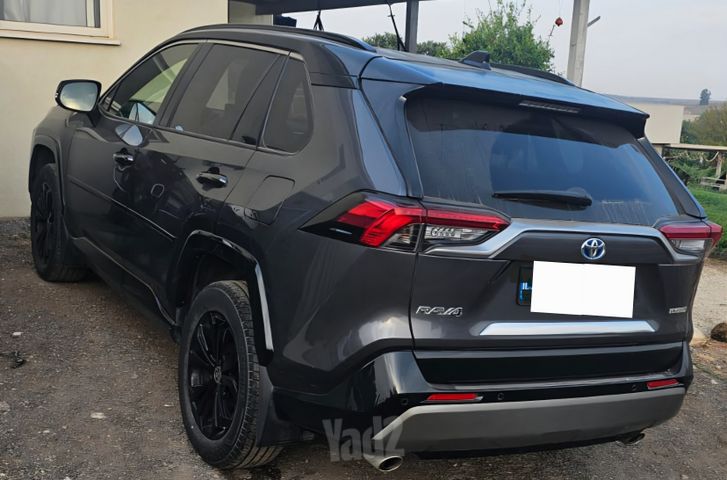 מודעת רכב טויוטה RAV4