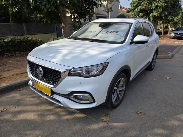 מודעת רכב אם ג'י EHS PHEV