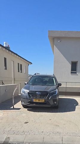 מודעת רכב סובארו פורסטר