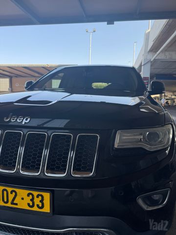 מודעת רכב ג'יפ גרנד צ'ירוקי