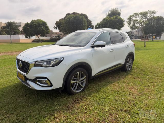 מודעת רכב אם ג'י EHS PHEV