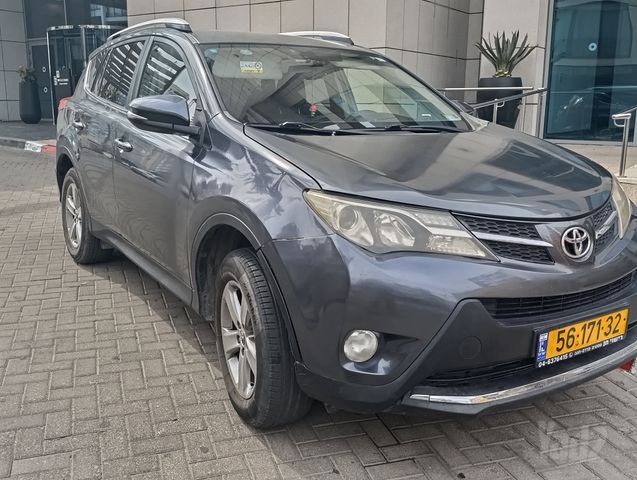 מודעת רכב טויוטה RAV4
