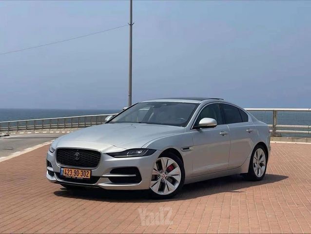 מודעת רכב יגואר XE