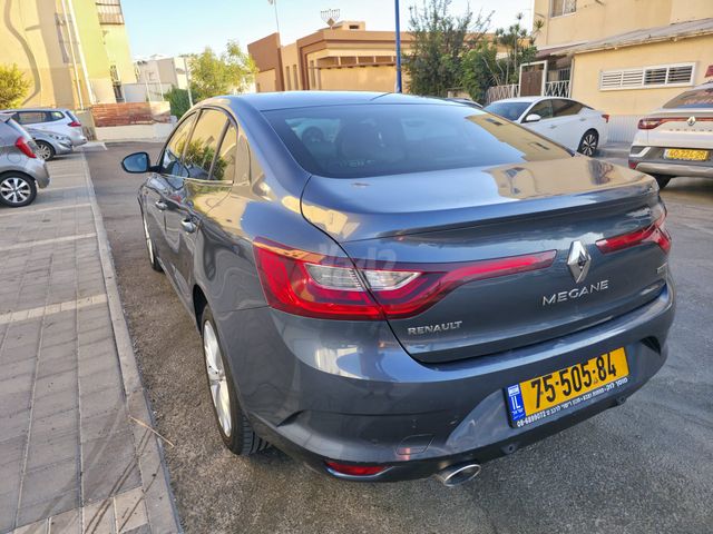 מודעת רכב רנו מגאן 2