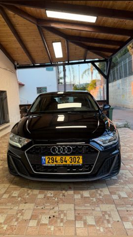 מודעת רכב אאודי A1