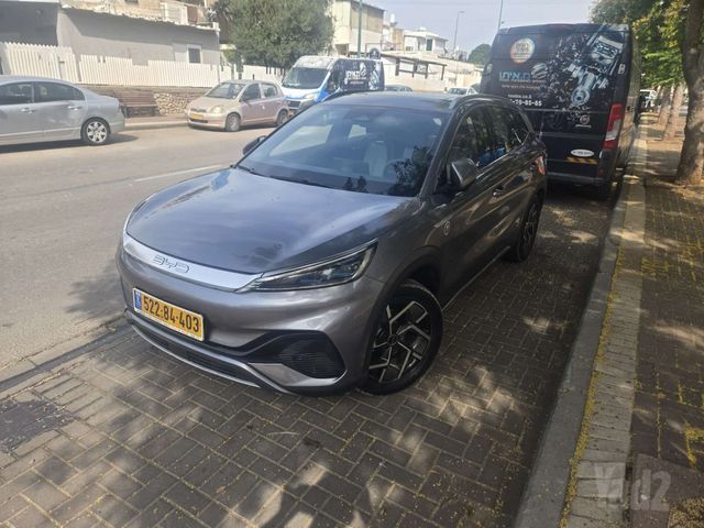 מודעת רכב בי.ווי.די אטו 3
